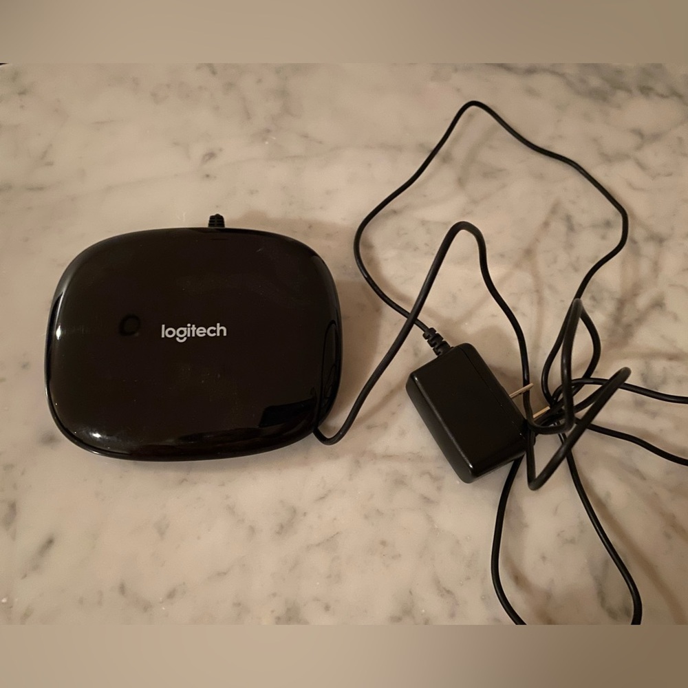 Logitech Harmony Hub